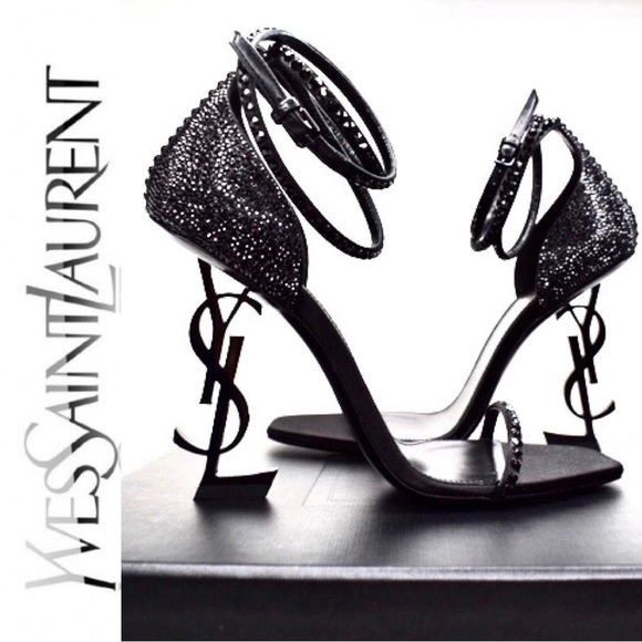 Follow me on insta @ Lux&Juniper - Picture 5 of 6